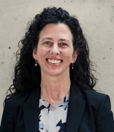Suzanne Suggs